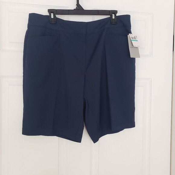 PGA Tour Pants - PGA Tour Women's Shorts w/Comfort Stretch Waist 50 UPF Navy Size 16 New with Tag